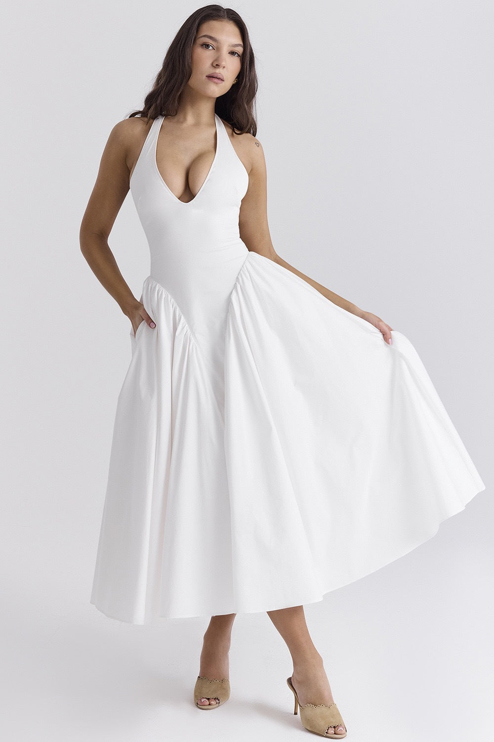 Loverson™ Beyaz Pamuklu Askılı Midi Elbisele
