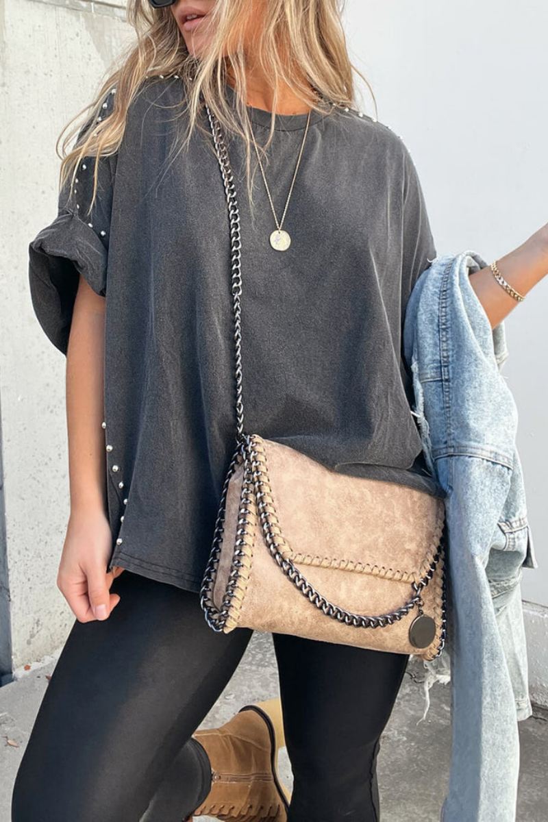 Loverson ™ Kolları Toparlanan Zımbalı Oversize Tişört