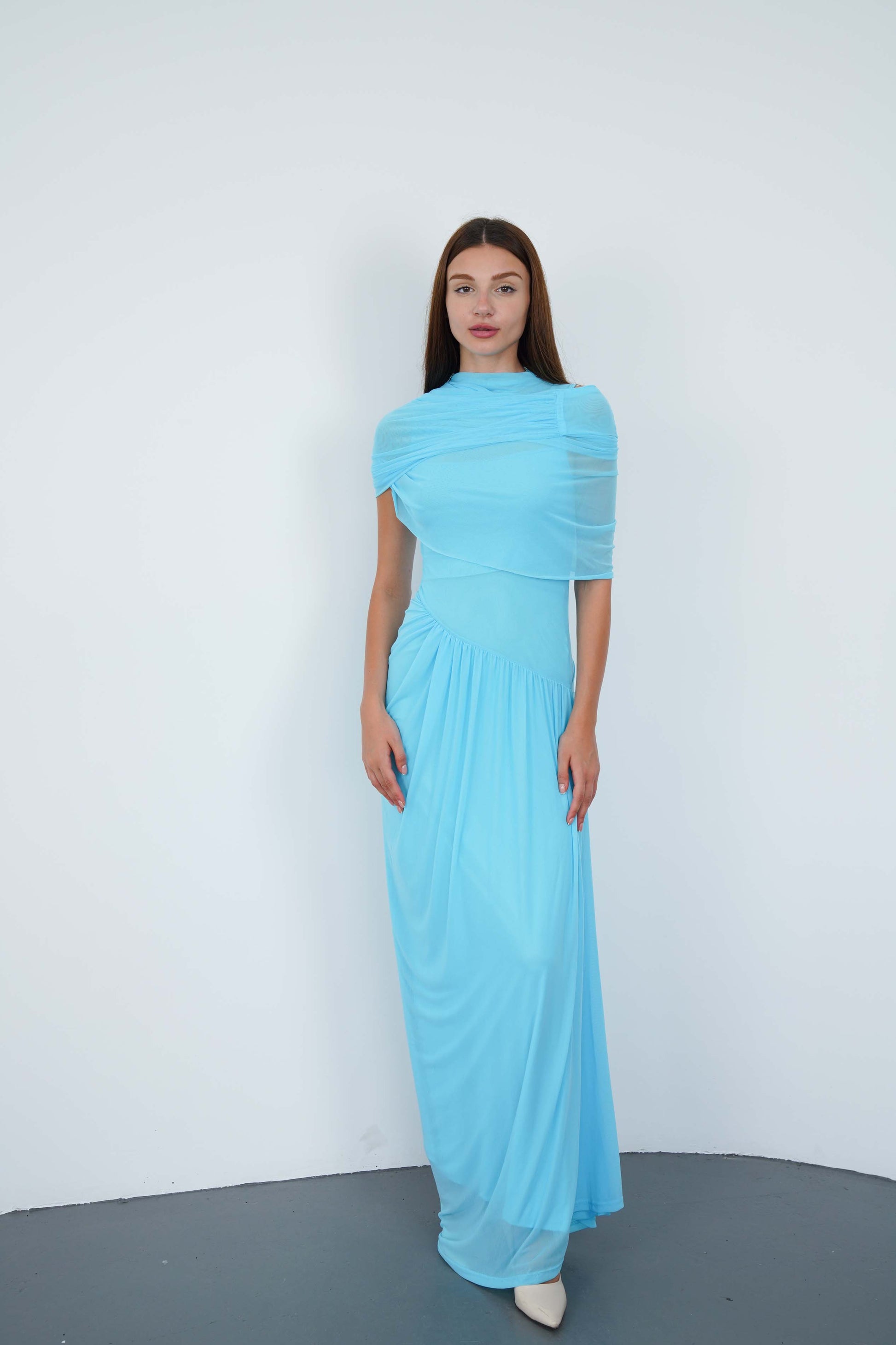 Loverson™ Mavi Asimetrik Pileli Maxi Elbise
