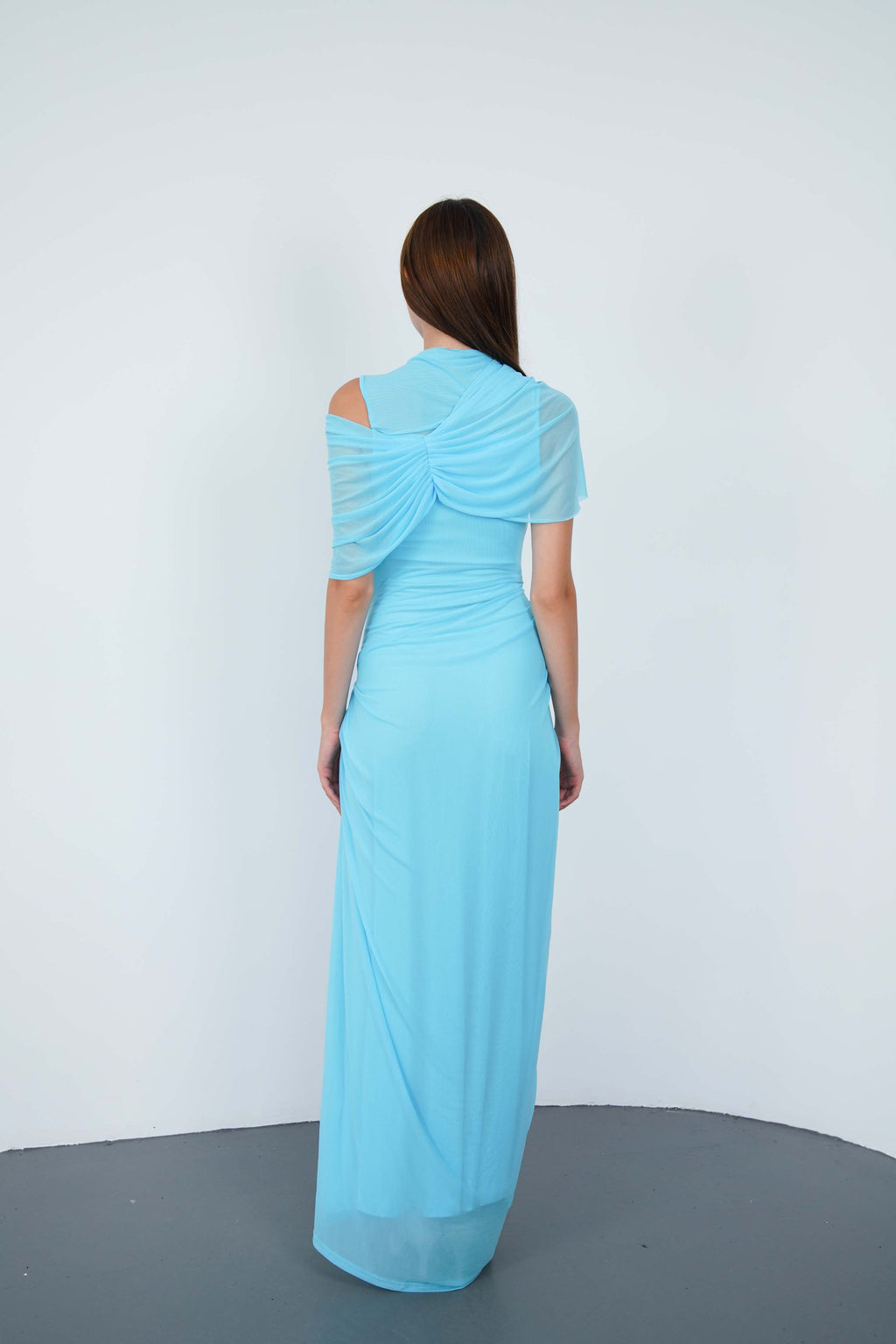 Loverson™ Mavi Asimetrik Pileli Maxi Elbise