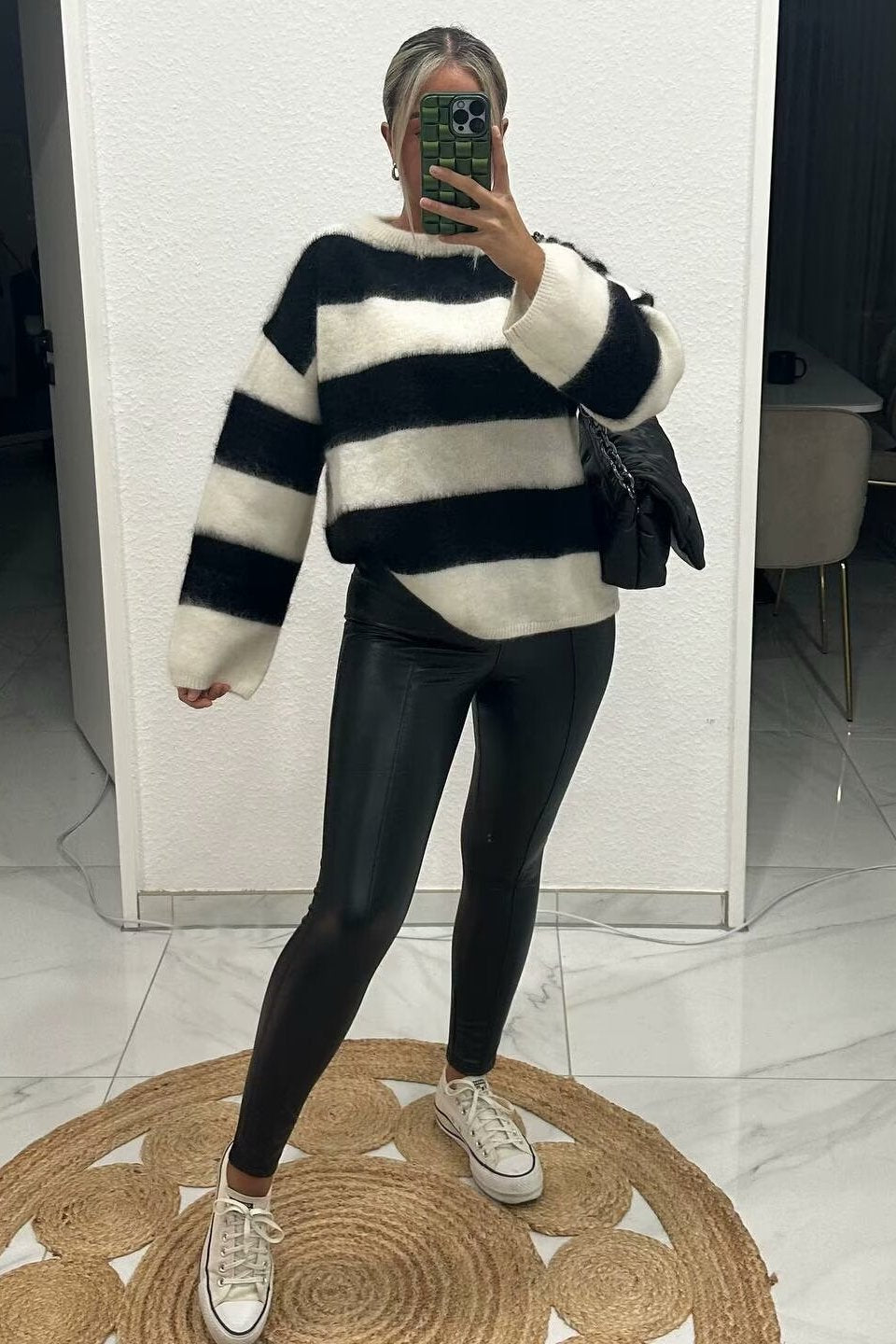 Loverson™ Örme Yuvarlak Yaka Günlük Kazak