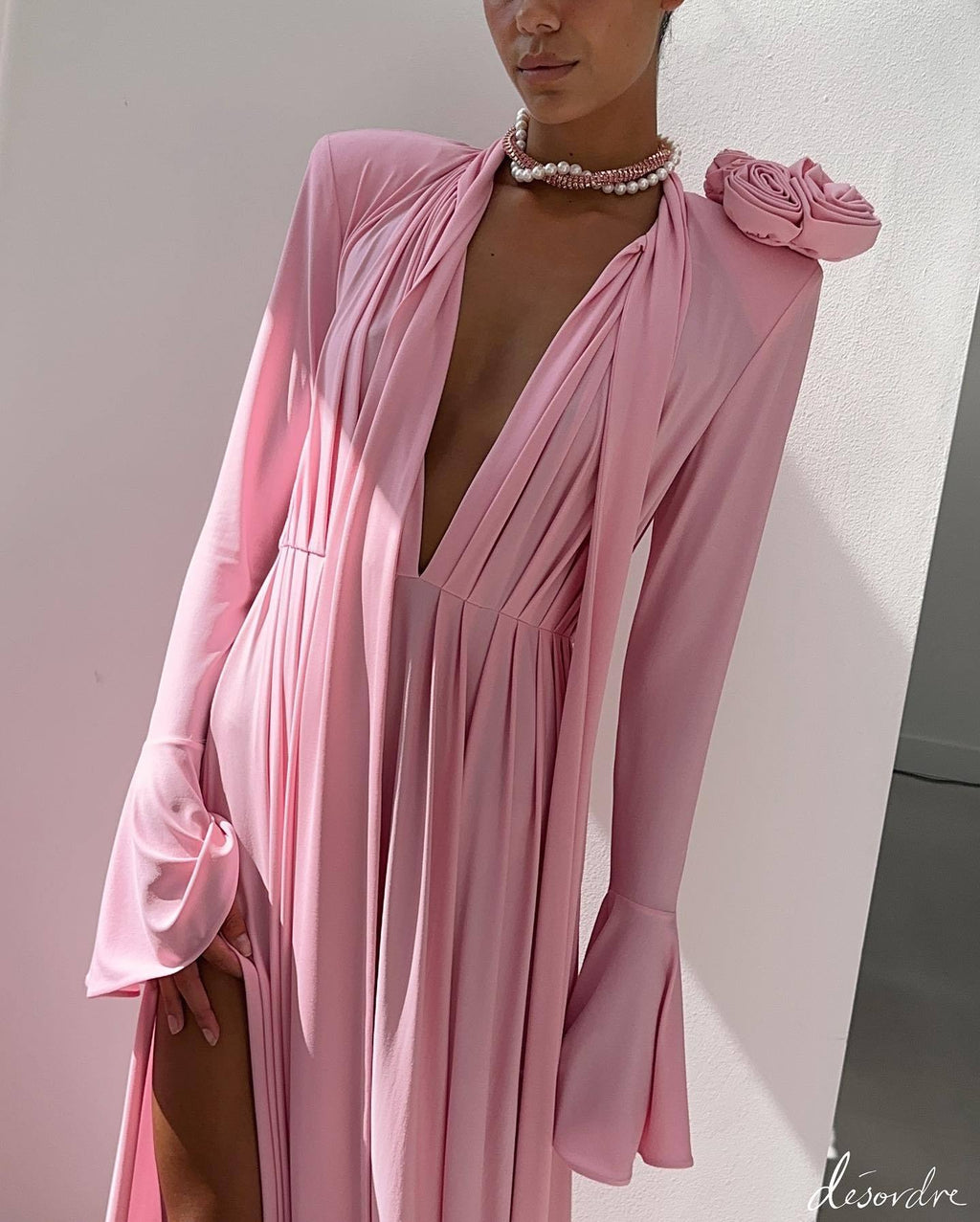 Loverson™ Rosé Bloom Uzun Kollu Drapeli Maxi Elbise – Pudra Pembe