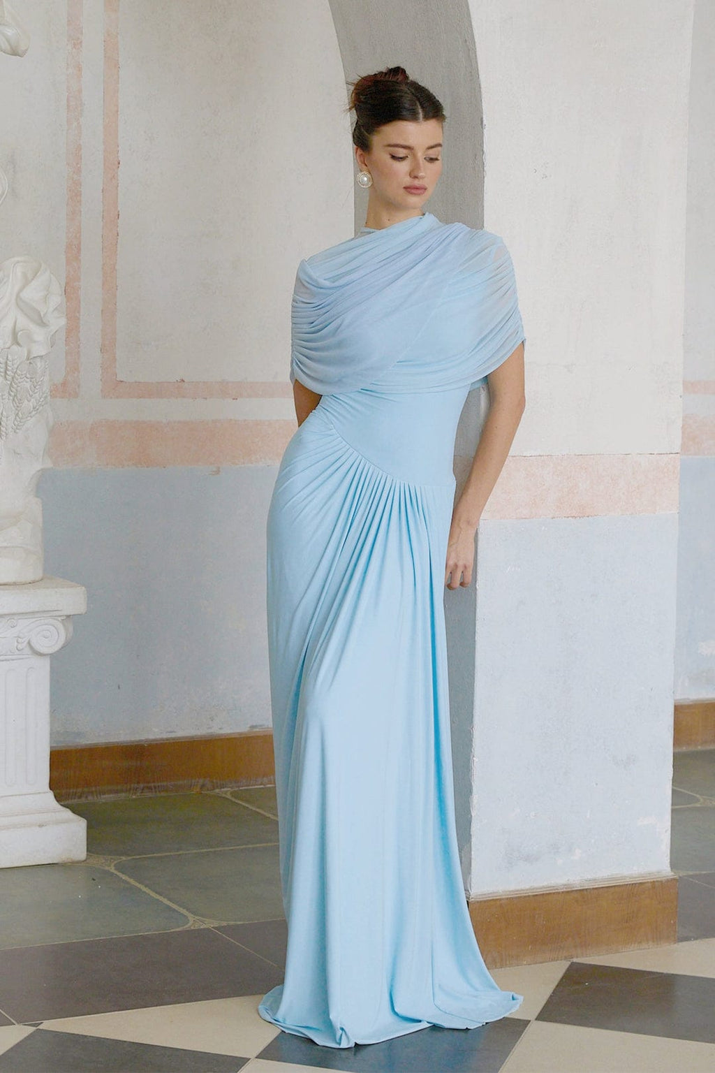 Loverson™ Mavi Asimetrik Pileli Maxi Elbise