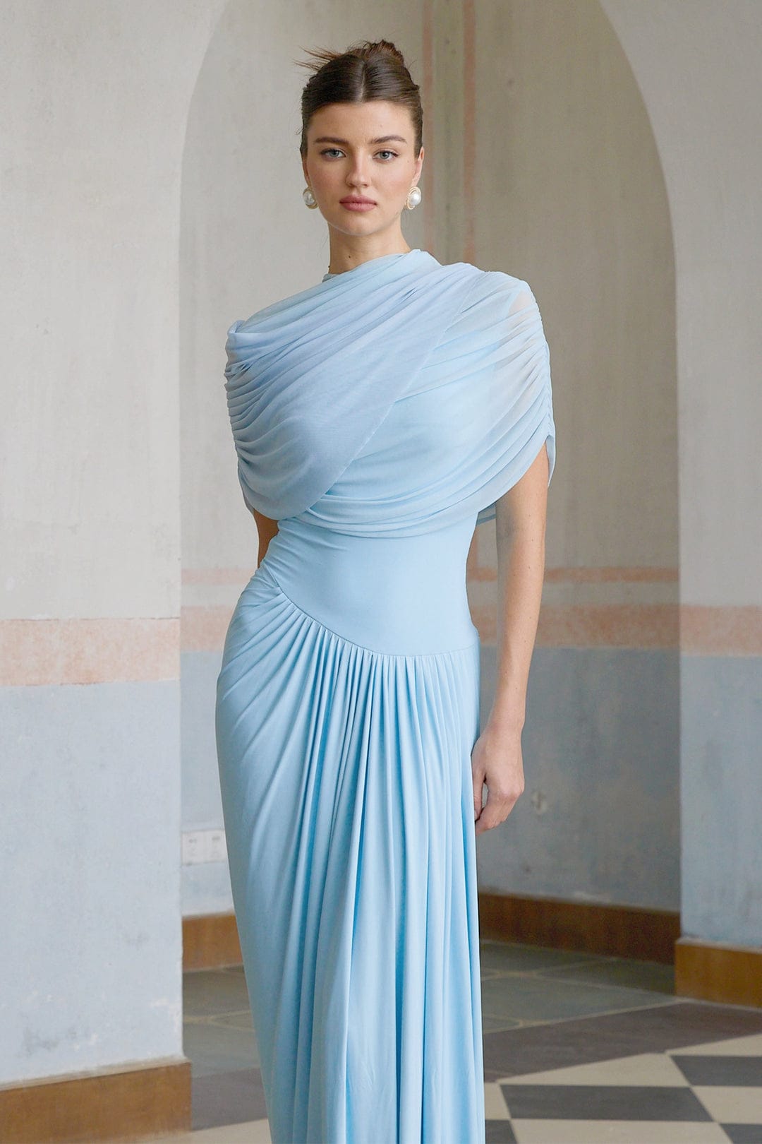 Loverson™ Mavi Asimetrik Pileli Maxi Elbise