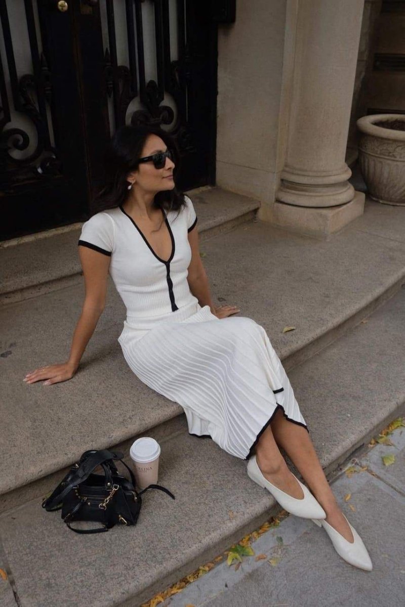 Loverson™ Marcia V Yaka Pileli Etek Takımı