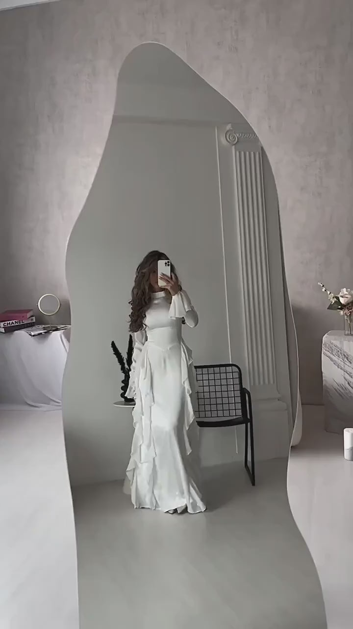 Loverson™ Çiçek Aplikeli Uzun Elbise – Zarafetin Büyüleyici Dokunuşu